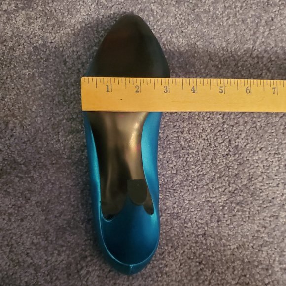 Vintage NWT Turquoise 2 in Heels Pumps SZ 8 - Picture 7 of 10
